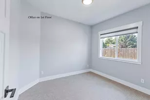 201 SE Sand Cyn Ln, Grants Pass, OR 97527 - Photo 24