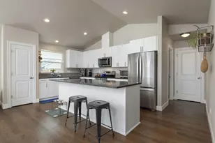 450 NE Oak Ct, Redmond, OR 97756 - Photo 10