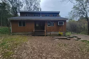 3080 Board Shanty Rd, Grants Pass, OR 97527 - Photo 2