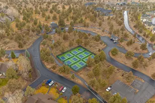 8831 Cliff Swallow Dr, Redmond, OR 97756 - Photo 34