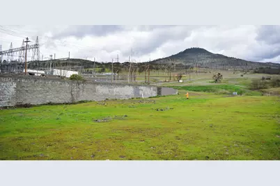 [Address not provided], Medford, OR 97504 - Photo 12