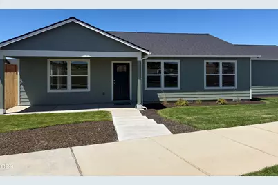 639 NE Arnold Street #173, Madras, OR 97741 - Photo 1