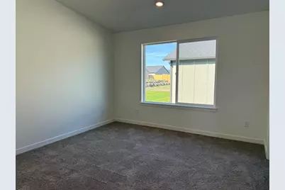 639 NE Arnold Street #173, Madras, OR 97741 - Photo 16