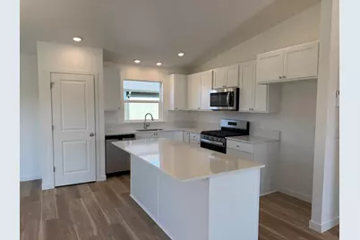 639 NE Arnold Street #173, Madras, OR 97741 - Photo 12