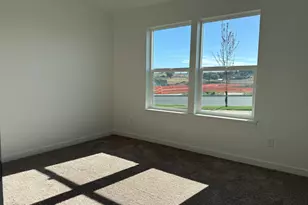 639 NE Arnold St, Madras, OR 97741 - Photo 18
