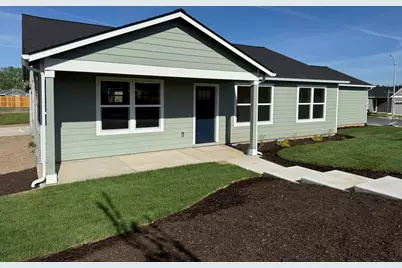 639 NE Arnold Street #173, Madras, OR 97741 - Photo 1