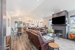 650 NE Union Loop, Prineville, OR 97754 - Photo 8