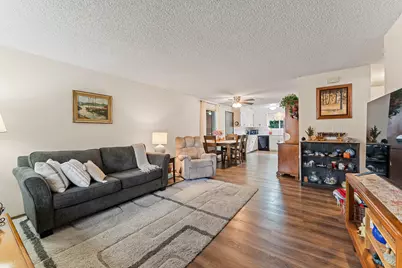 714 Brookside Circle, Rogue River, OR 97537 - Photo 2