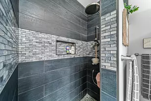 5227 Pioneer Rd, Medford, OR 97501 - Photo 22