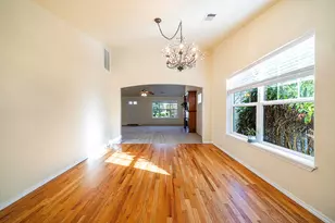 3350 Edgewater Dr, Medford, OR 97504 - Photo 10