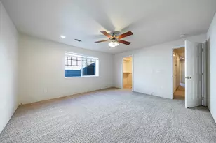 3350 Edgewater Dr, Medford, OR 97504 - Photo 16