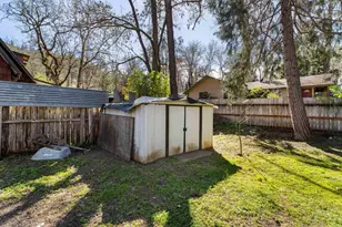 15 Black Oak Dr, Shady Cove, OR 97539 - Photo 24