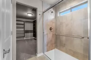 20991 NE Legend Pl, Bend, OR 97701 - Photo 12