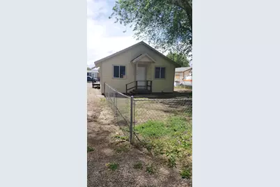 1558 Hope Street, Klamath Falls, OR 97603 - Photo 2