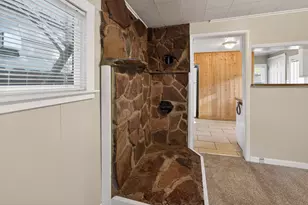 1251 NW Newport Ave, Bend, OR 97703 - Photo 18