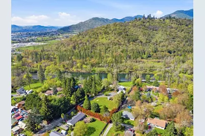 325 Mountain View Place, Grants Pass, OR 97527 - Photo 34