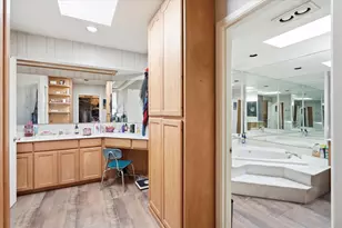 325 Mountain View Pl, Grants Pass, OR 97527 - Photo 14