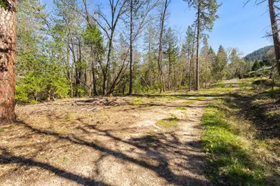 5812 Donaldson Road, Grants Pass, OR 97526 - Photo 2