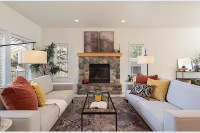 20669 Sierra Drive, Bend, OR 97701 - Photo 4