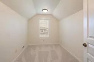 20669 Sierra Dr, Bend, OR 97701 - Photo 24