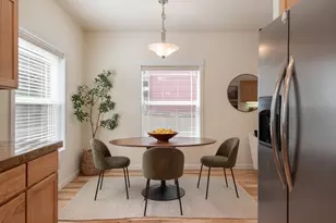 20669 Sierra Dr, Bend, OR 97701 - Photo 14