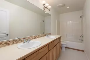 20669 Sierra Dr, Bend, OR 97701 - Photo 26