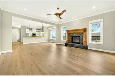 4007 Shamrock Drive, Medford, OR 97504 - Photo 6