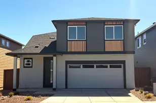 21552 SE Etna Pl, Bend, OR 97702 - Photo 1