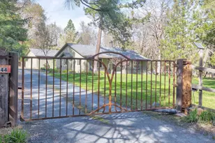 444 Sheraton Dr, Williams, OR 97544 - Photo 68