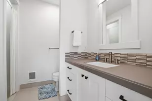 1693 NW William Clark St, Bend, OR 97703 - Photo 20