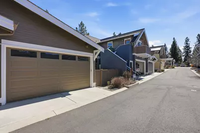 1693 NW William Clark Street #10, Bend, OR 97703 - Photo 34