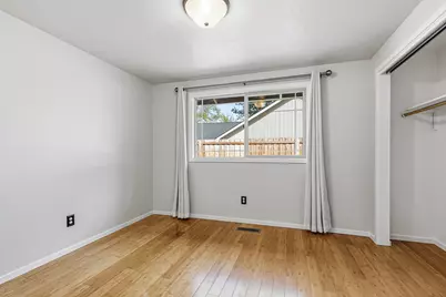 2864 Hawaiian Avenue, Medford, OR 97504 - Photo 18