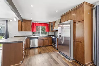 2864 Hawaiian Avenue, Medford, OR 97504 - Photo 12