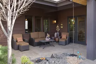 60985 Bachelor View Rd, Bend, OR 97702 - Photo 6