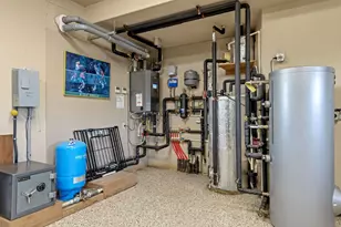 60985 Bachelor View Rd, Bend, OR 97702 - Photo 56