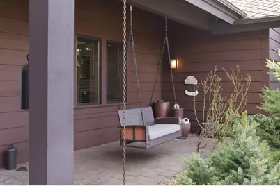 60985 Bachelor View Road, Bend, OR 97702 - Photo 8