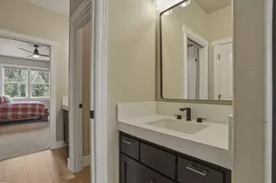 1041 E Timber Pine Dr, Sisters, OR 97759 - Photo 44