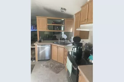 1055 N 5th Street #UNIT 3, Jacksonville, OR 97530 - Photo 4