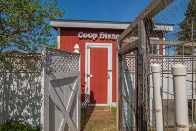 856 W 14th Street, Medford, OR 97501 - Photo 28