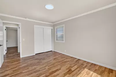 856 W 14th Street, Medford, OR 97501 - Photo 16