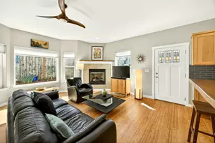 58 N Mountain Ave, Ashland, OR 97520 - Photo 6