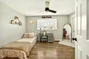 934 Pittview Ave, Central Point, OR 97502 - Photo 16