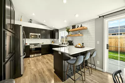 934 Pittview Avenue, Central Point, OR 97502 - Photo 12