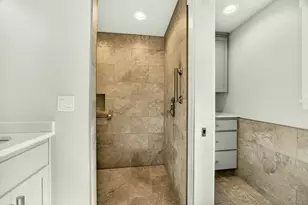 6023 Hillcrest Rd, Medford, OR 97504 - Photo 24