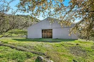 6023 Hillcrest Rd, Medford, OR 97504 - Photo 70