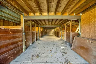 6023 Hillcrest Rd, Medford, OR 97504 - Photo 72