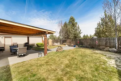 8092 SW Crater Loop Road, Terrebonne, OR 97760 - Photo 6