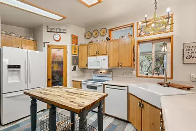 [Address not provided], Rogue River, OR 97537 - Photo 14