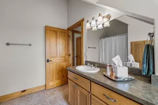 4690 W Antler Ave, Redmond, OR 97756 - Photo 32