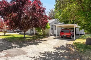 307 Tussey Ln, Grants Pass, OR 97527 - Photo 14